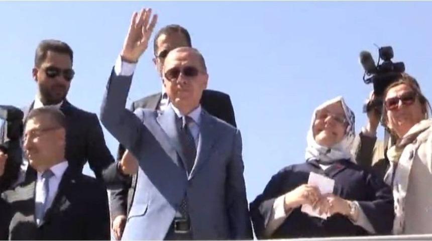 Cumhurbaşkanı Erdoğan, Selçuklu Mezarlığını Ziyaret Etti