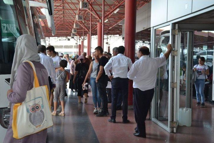 Balıkesir Otogarında Yoğunluk Sürüyor G5