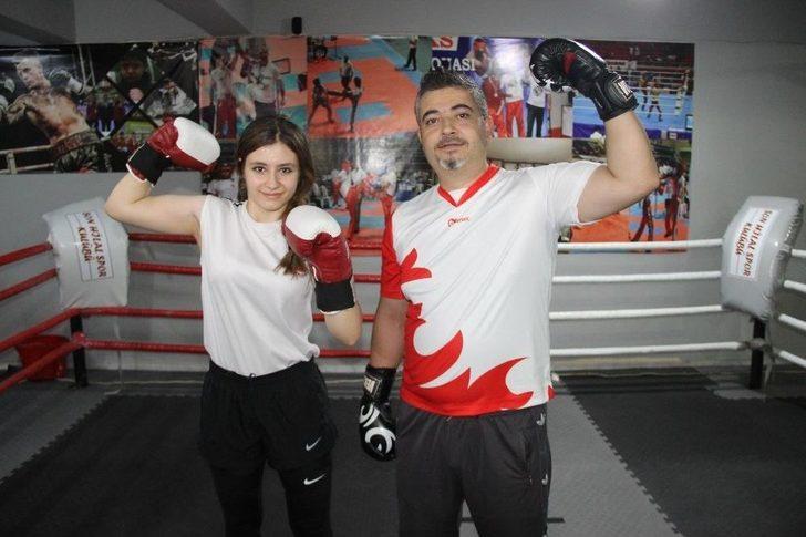 16 Yaşında Babasının ’madalya’ Hayalini Gerçekleştirdi G4