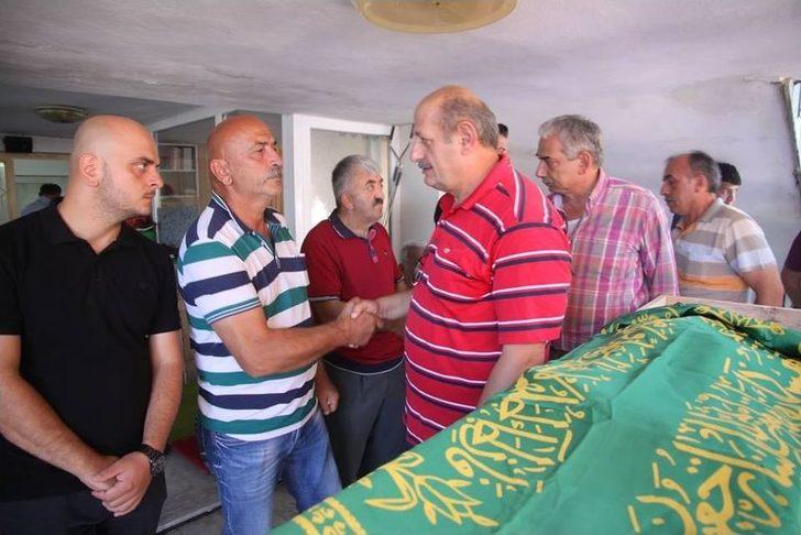 Sevilen Atma Türkü Sanatçısı Ahmet Çakar Toprağa Verildi G2