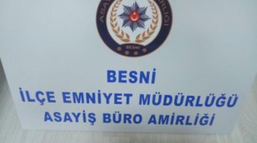 Polis Ekipleri Uyuşturucuya Ge&ccedil;it Vermiyor