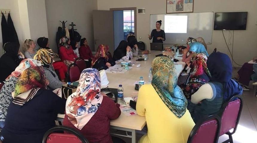 Kartepeli Kadınlara &Uuml;cretsiz Kanser Taraması