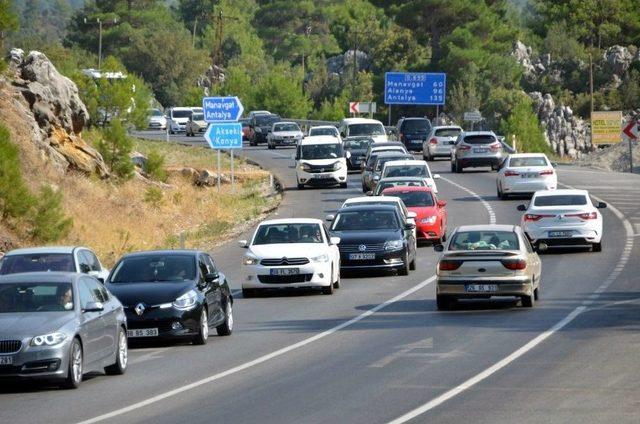 Tatilcilerin Dönüş Yolu Çileye Dönüştü