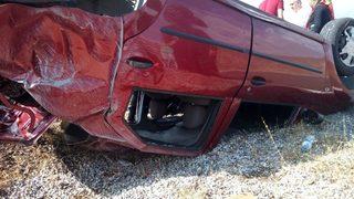 Otomobil Takla Attı: 3 Yaralı