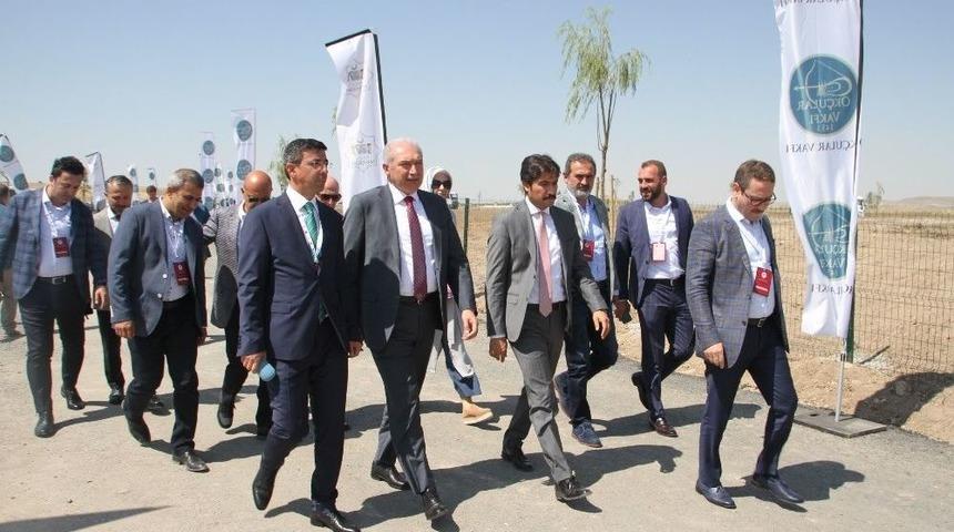 İstanbul Büyükşehir Belediye Başkanı Uysal Malazgirt’te