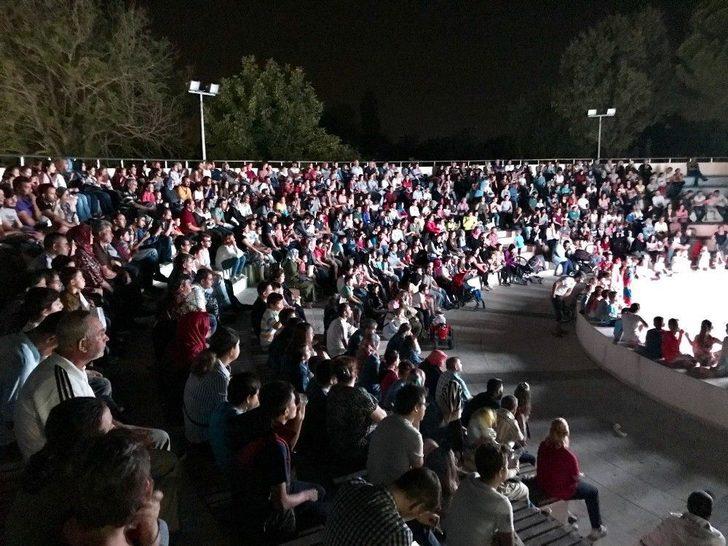 Bigalıların Açık Havada Sinema Keyfi G5