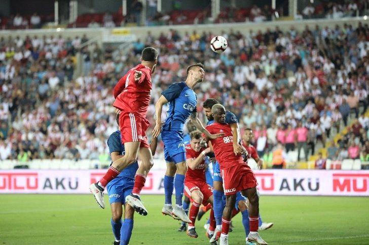 Spor Toto Süper Lig: Demir Grup Sivasspor: - Kasımpaşa: 1 (ilk Yarı) G1