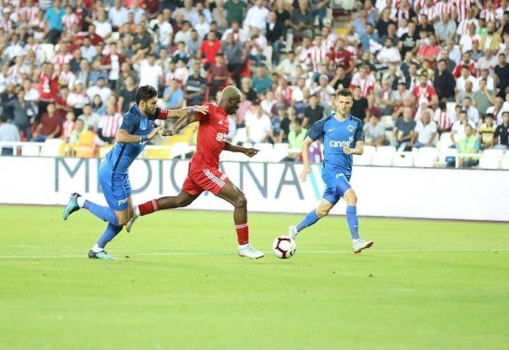 Spor Toto Süper Lig: Demir Grup Sivasspor: - Kasımpaşa: 1 (ilk Yarı) G3