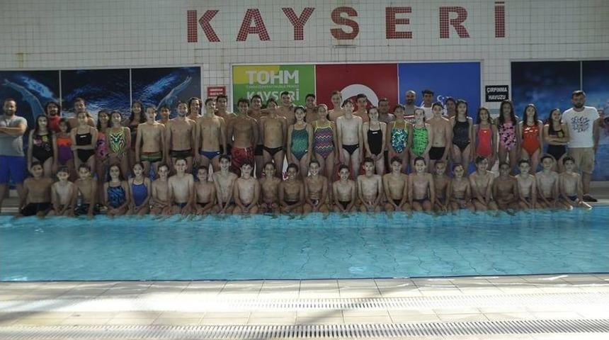 Thom Y&uuml;zme Sporcuları Sezonu A&ccedil;tı