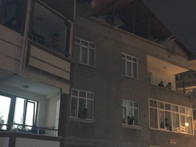 Ataşehir'de sokakta 2 el bombası bulundu (2)