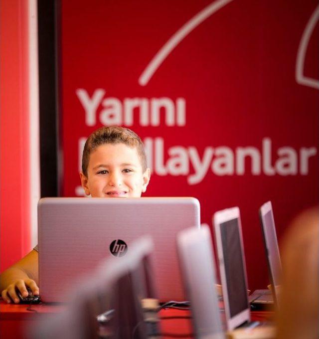 Vodafone, Erzincan’ın Köy Ve Kasabalarına “kodlama” Götürdü