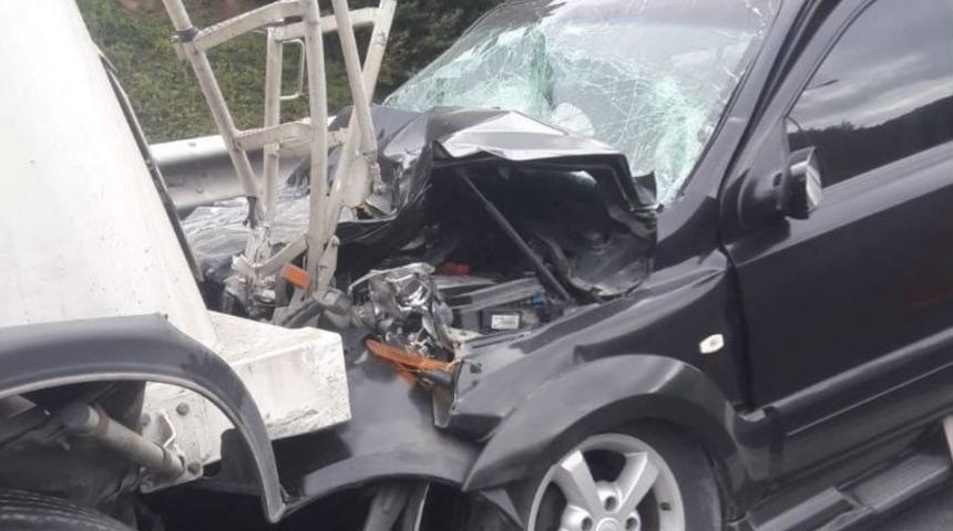 Tem Otoyolunda Kaza 2 Yaralı