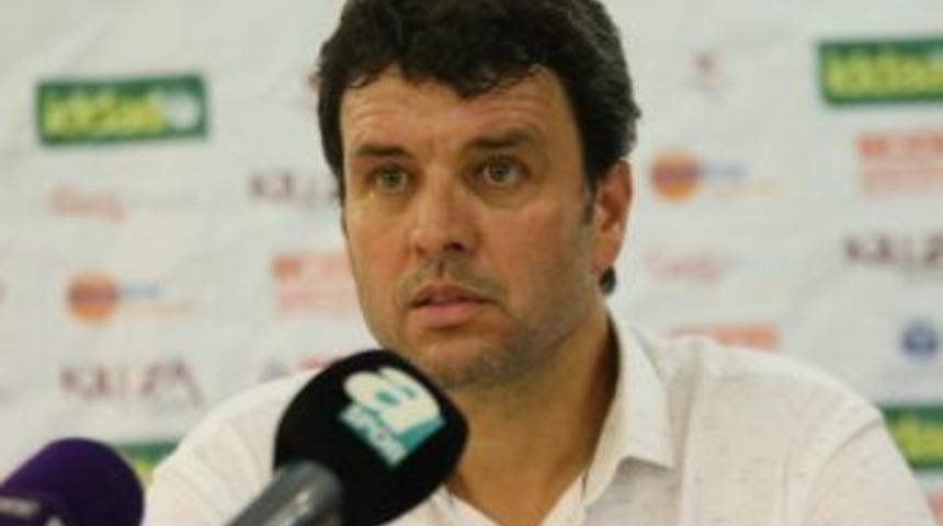 Cihat Arslan: &ldquo;zincirleme Trafik Kazası Gibi Bir Akşam&rdquo;