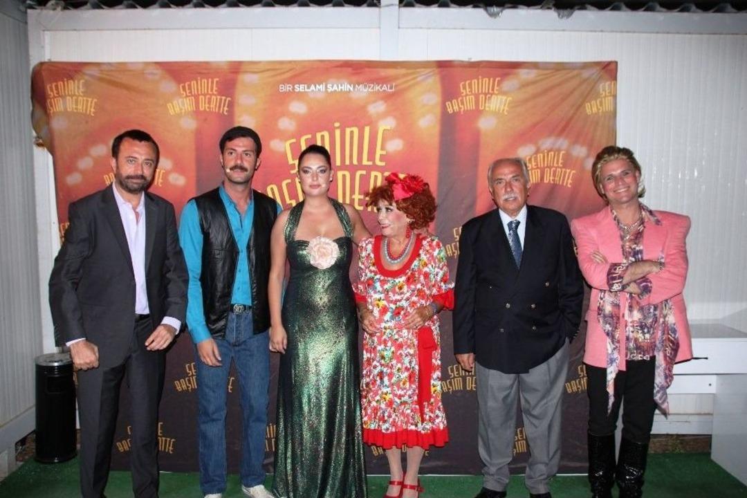 Selami Şahin Yeni Alb&uuml;m&uuml;n&uuml;n İsmini &Ccedil;ocukları Ve Eşi İle Karar Verecek