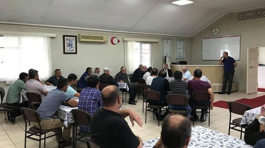 Başkan Ay Taşıyıcı Esnafını Ziyaret Etti