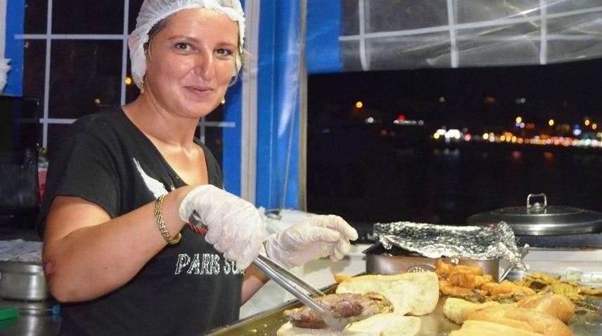 Didim&rsquo;de Balık Ekmeğe Yoğun İlgi