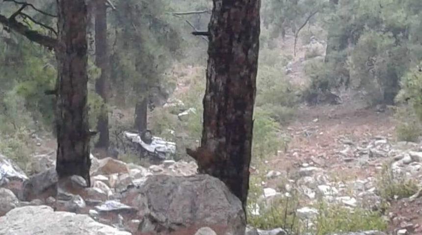 Mersin&rsquo;de Ara&ccedil; U&ccedil;uruma Yuvarlandı, S&uuml;r&uuml;c&uuml; Ağır Yaralandı