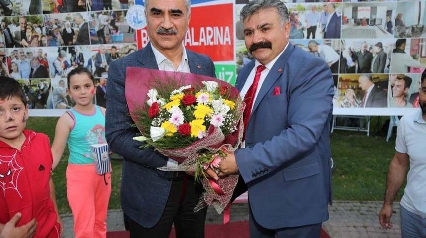 Başkanlık Makamı Mahalleye Taşındı