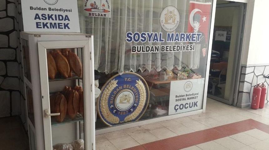Buldan Belediyesi’nden ‘askıda Ekmek’ Uygulaması