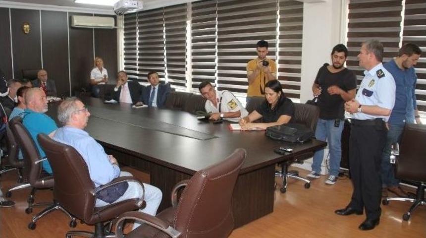 Okulların G&uuml;venliği Polise Zimmetlendi