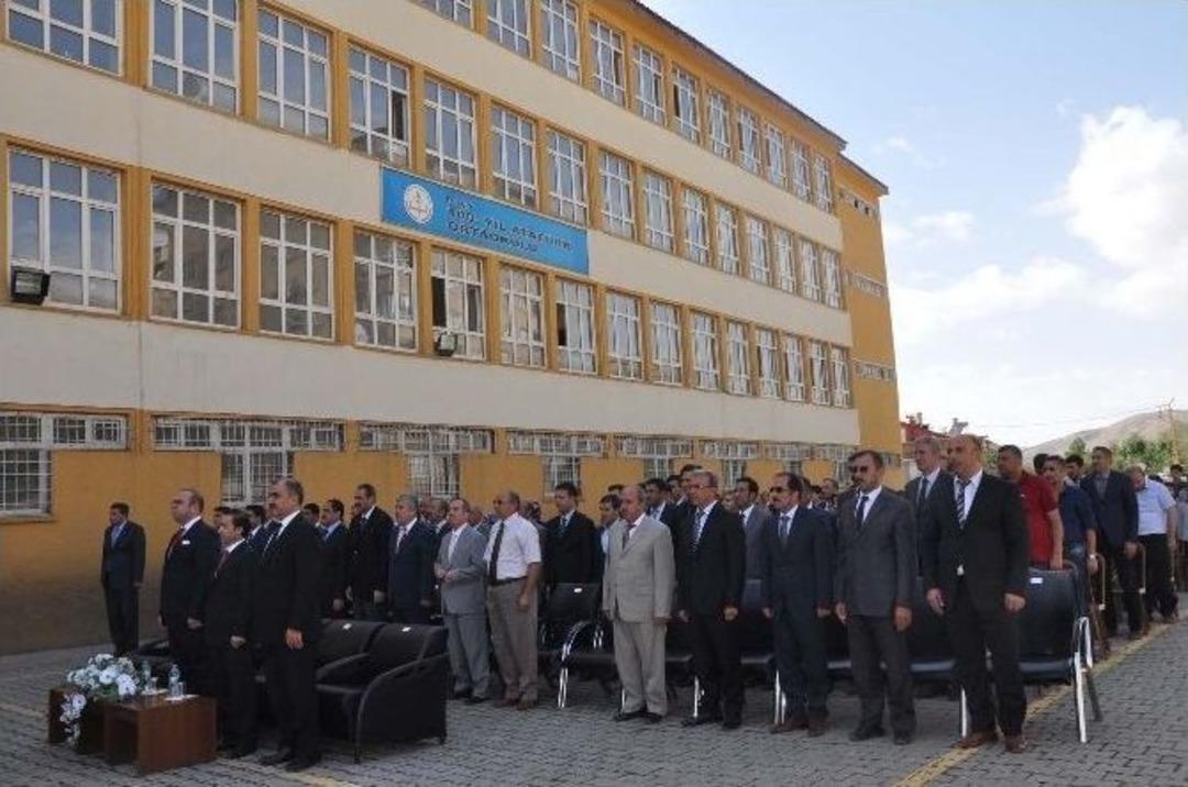 Bitlis&rsquo;te İlk&ouml;ğrtim Haftası Kutlandı