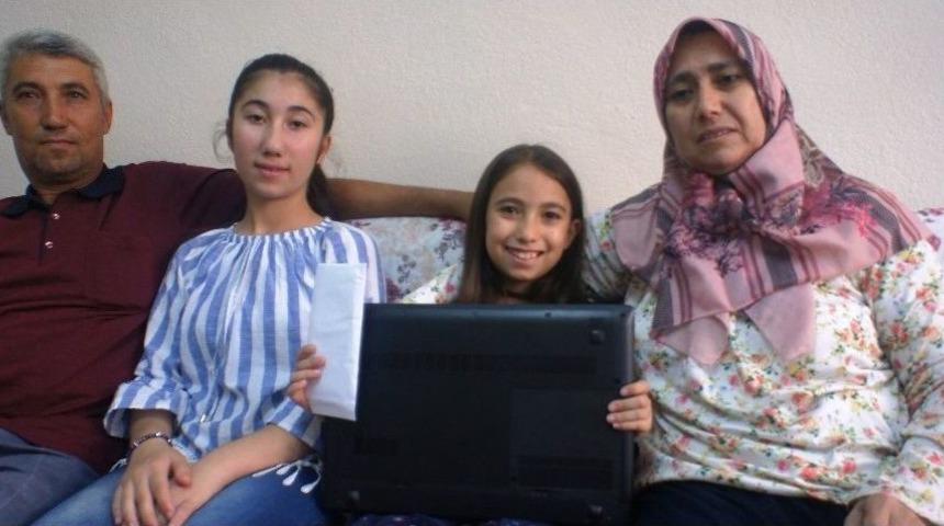 Çöp Topladı, Hem Bursu Kaptı Hem De Okuluna Teknoloji Sınıfı Kazandırdı