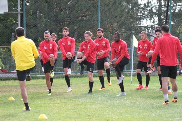 Eskişehirspor İznin Ardından Topbaşı Yaptı