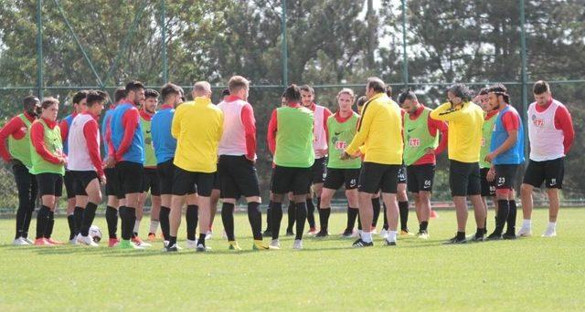 Eskişehirspor İznin Ardından Topbaşı Yaptı