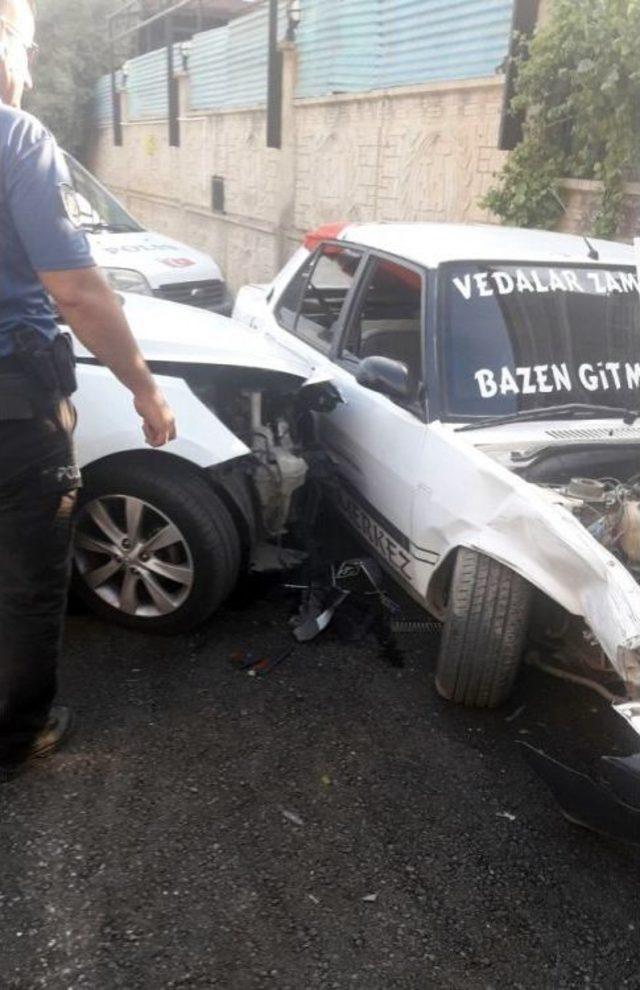 Uygulamadan Kaçtı, Polis Aracına Çarptı