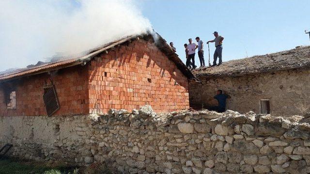 Günyüzü’ Nde Yangın Paniği