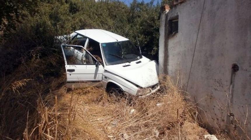 U&ccedil;uruma Yuvarlanan Ara&ccedil;tan Sağ &Ccedil;ıktılar