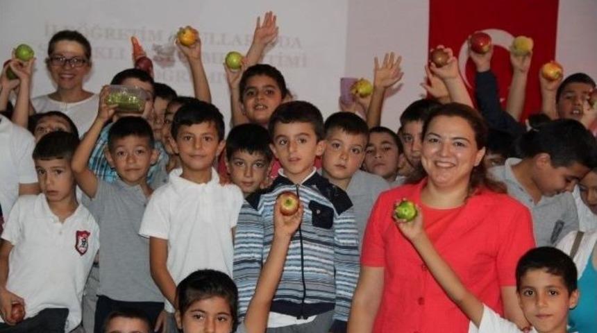 "kahvaltımı Yaptım, Meyvem &Ccedil;antamda" Etkinliği