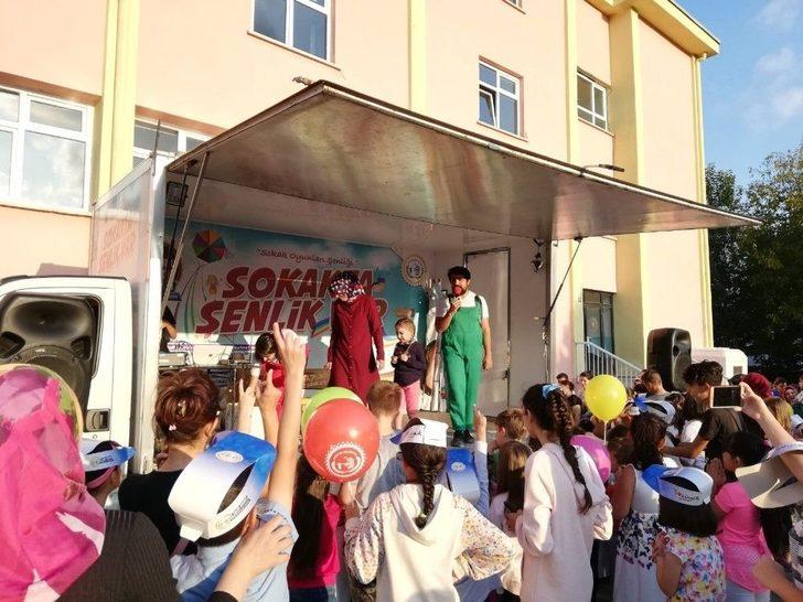 Geleneksel Sokak Oyunları Şenliği Çocuklarla Buluştu G1