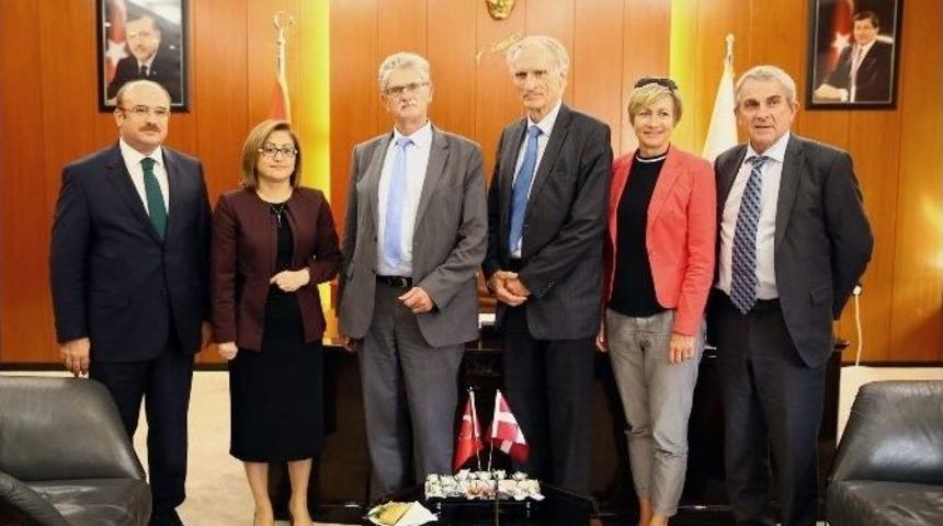 Danimarka Parlamentosundan Şahin&rsquo;e Ziyaret