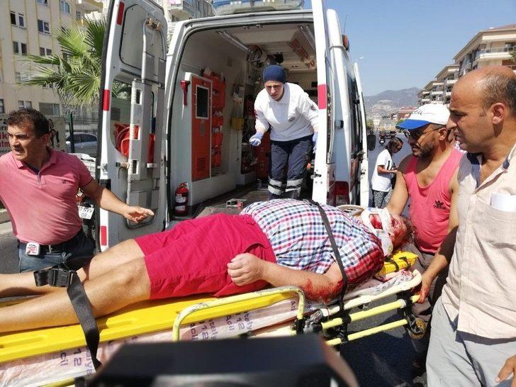 Otobüsün Çarptığı Norveçli Turist Ağır Yaralandı G1