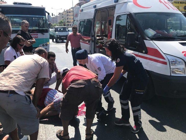 Otobüsün Çarptığı Norveçli Turist Ağır Yaralandı G4