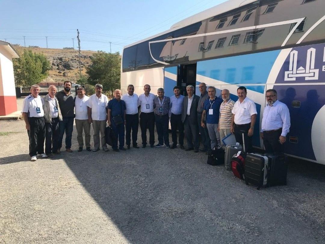 &Uuml;nl&uuml; Şaire Malazgirt&rsquo;te B&uuml;y&uuml;k İlgi