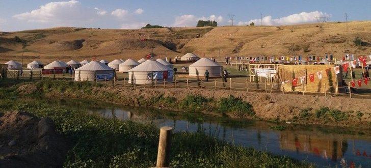 Ünlü Şaire Malazgirt’te Büyük İlgi G2