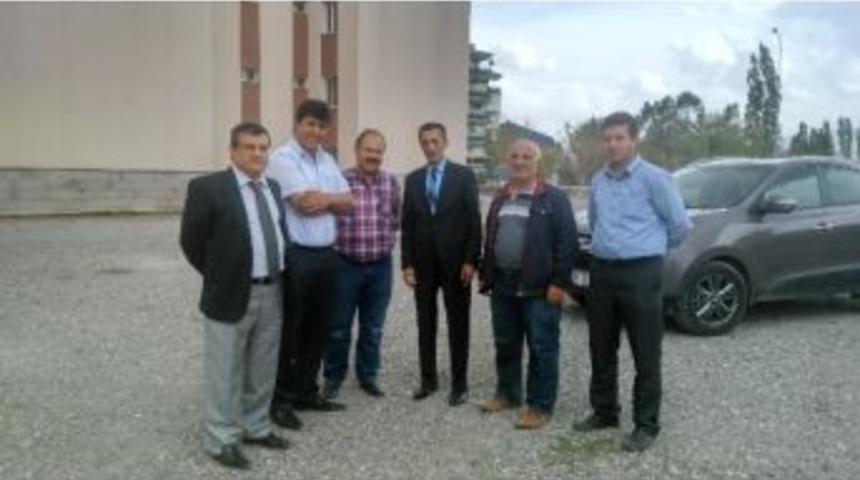 Ak Parti Erzurum İl Başkanı Yeşilyurt, Kaymakam Ali Ada&rsquo;yı Ve Belediye Başkanı &Uuml;nsal Sertoğlu&rsquo;nu Ziyaret Etti