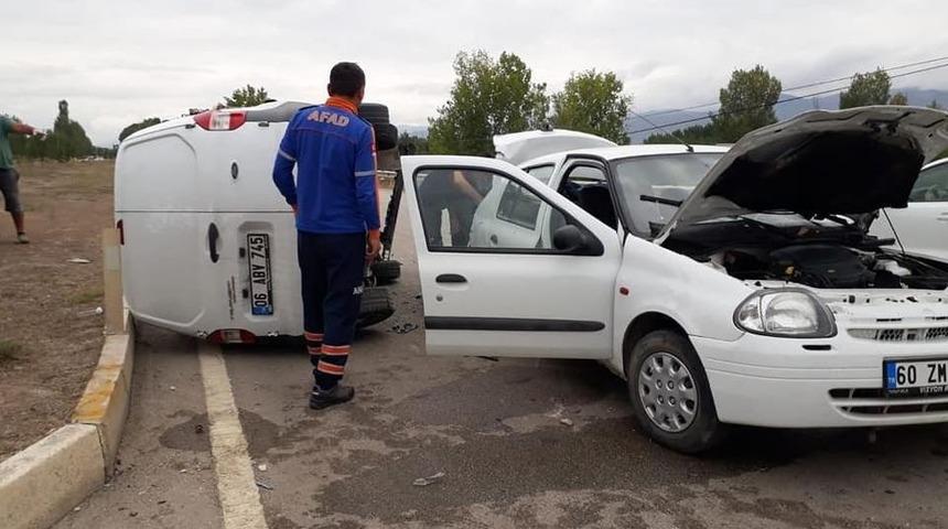 Tokat’ta Trafik Kazası: 1 Ölü, 3 Yaralı
