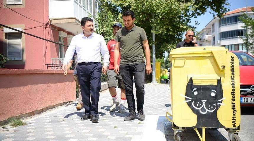 Altıeyl&uuml;l&rsquo;de Caddeler Renklendi