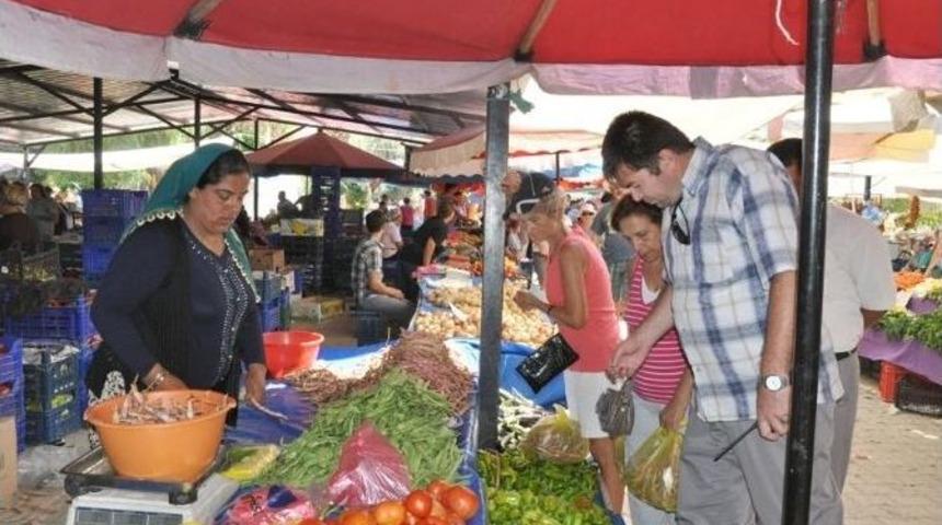 Didim Belediye Zabıta M&uuml;d&uuml;r&uuml; Akb&uuml;kte Pazar Yerini Denetledi