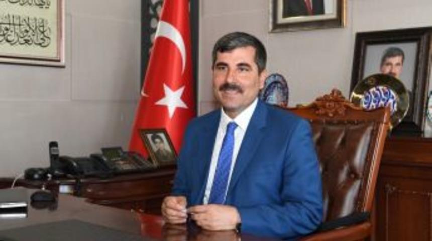 Başkan Asya&rsquo;dan S&uuml;nnet Ş&ouml;lenine Davet