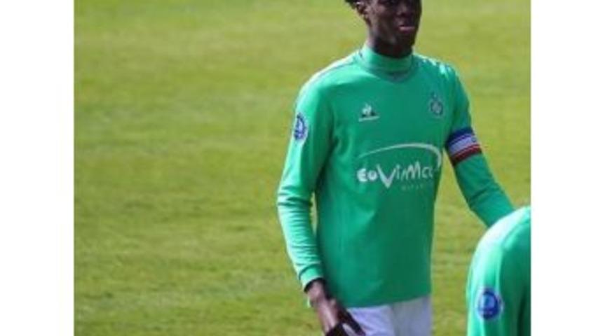 Gomis’in Yeğeni Öldürüldü