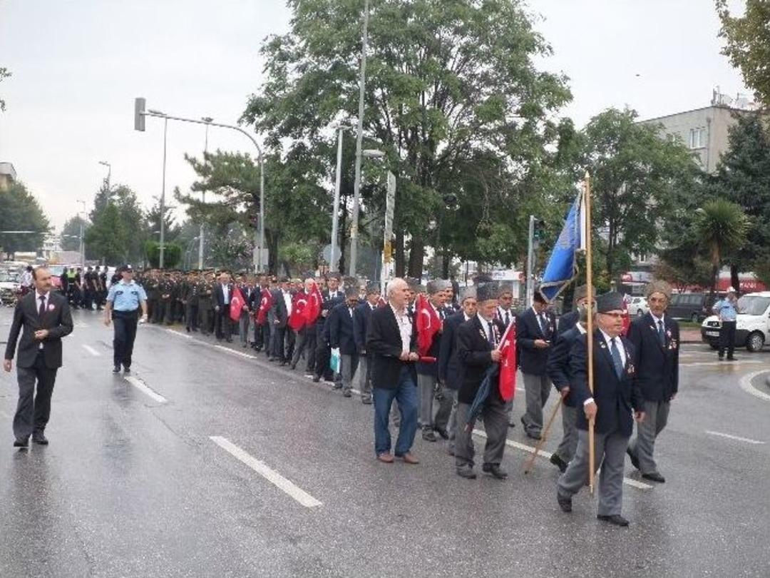 Gaziler G&uuml;n&uuml; Sakarya&rsquo;da Kutlandı