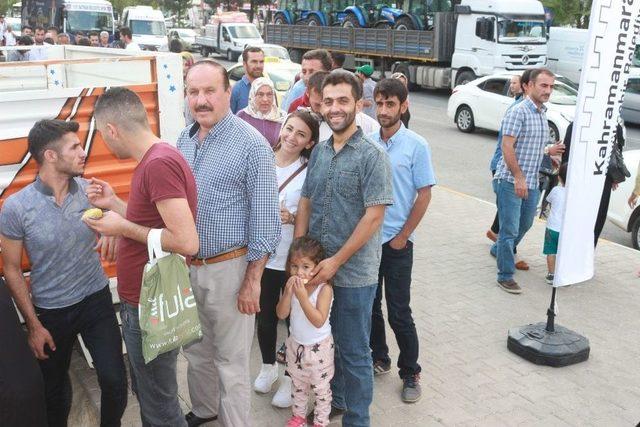 Maraş Dondurmasına Adıyamanlılar Büyük İlgi Gösterdi