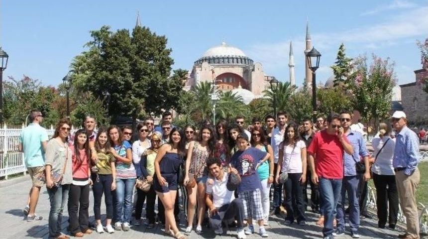 Adanalı Gen&ccedil;ler "tarihe Yolculuk"ta