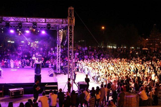 Uçhisar’da Ücretsiz Konser Düzenledi