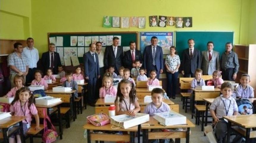 Vezirhan Belediyesi&rsquo;nden &Ouml;ğrencilere Eğitim Yardımı