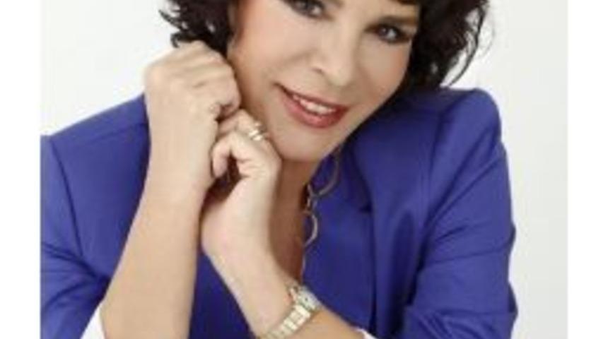 H&uuml;lya Ko&ccedil;yiğit &ldquo;gelin&rdquo; Filmi İle Optimum&rsquo;da